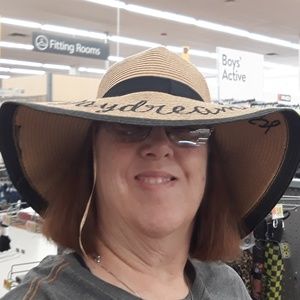 Meet your Posher, Roberta